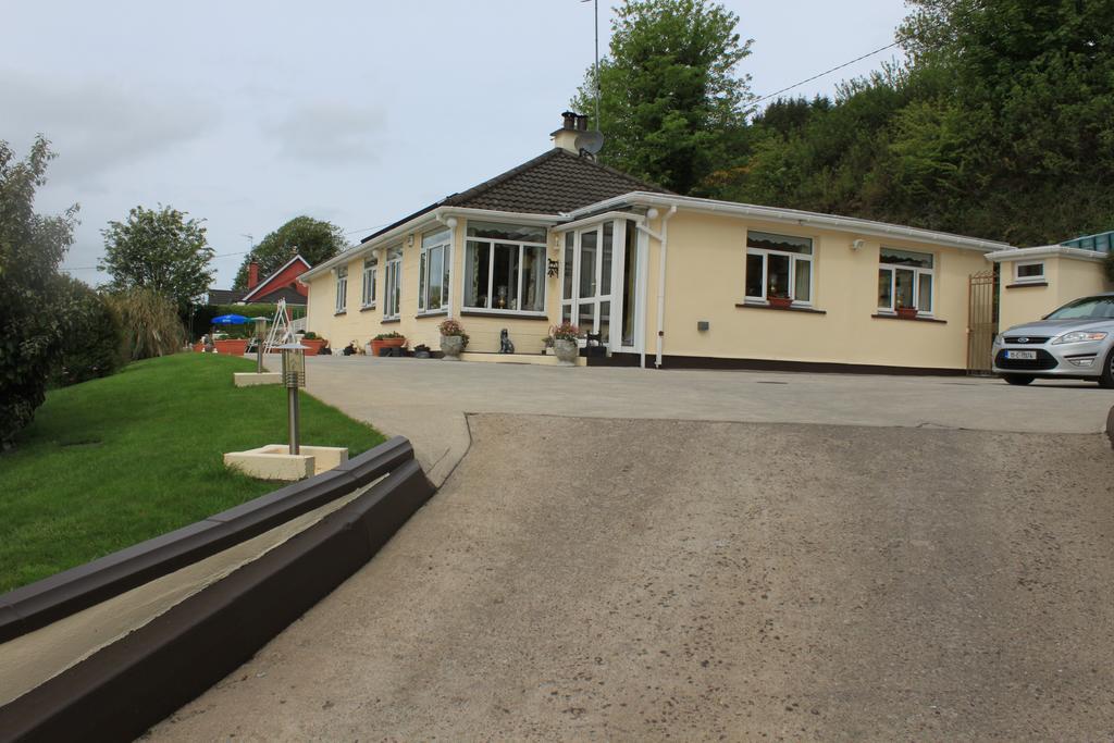 Flushing Meadow Bed And Breakfast Ballinhassig Exterior foto